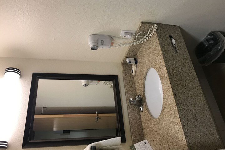 Room 20 of 81