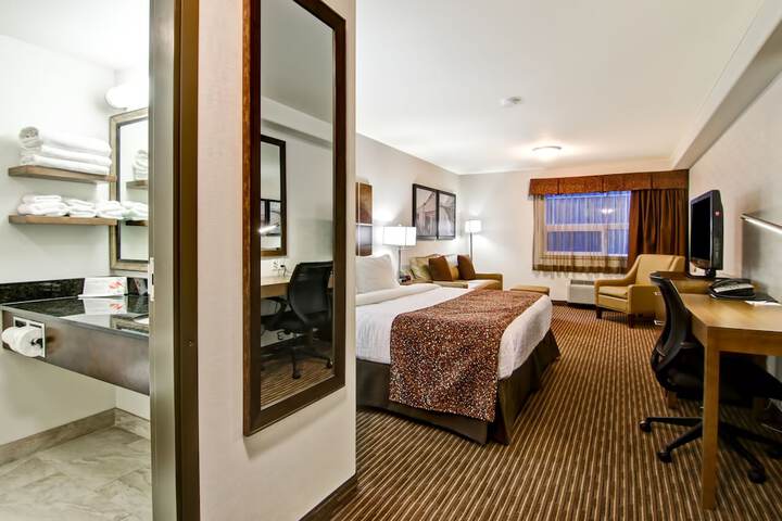 Room 12 of 27