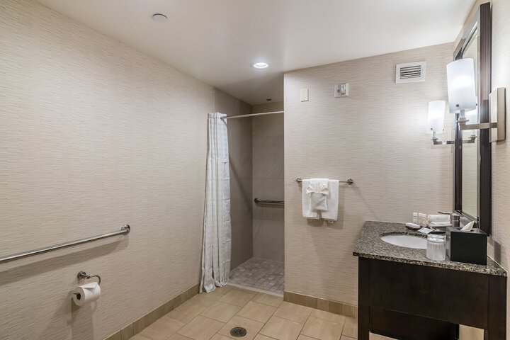 Embassy Suites Palmdale