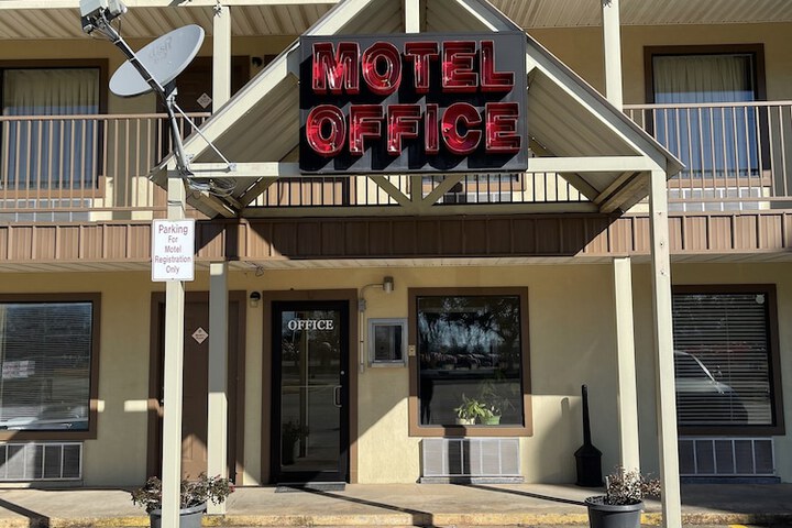 All Star Inn