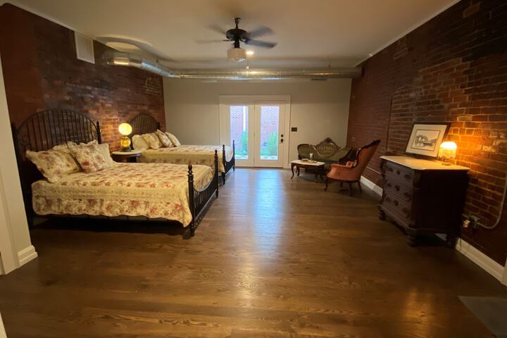 Room 36 of 49
