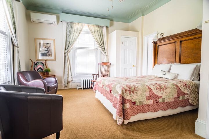 Room 52 of 140