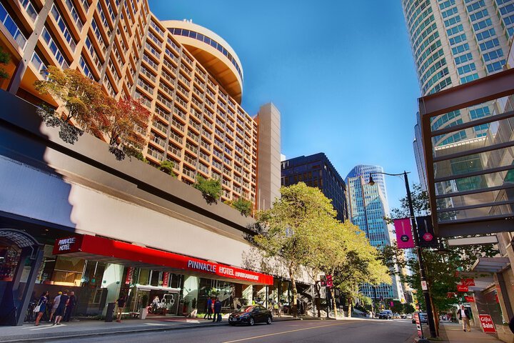 Pinnacle Hotel Harbourfront