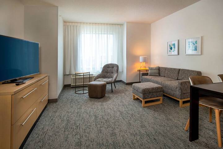 Room 25 of 66