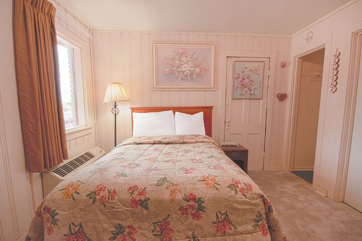 Room 44 of 50