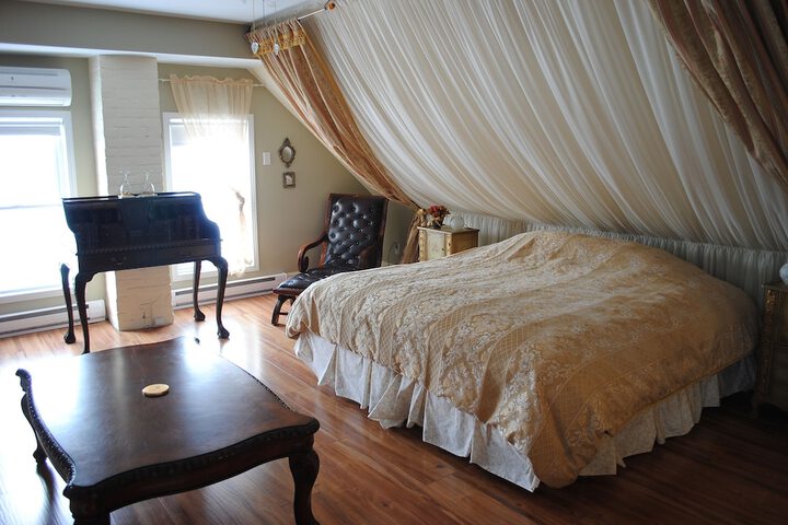 Room 11 of 41