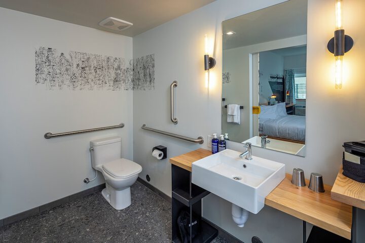 Room 25 of 55