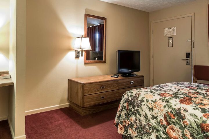 Rodeway Inn Jackson Northwest