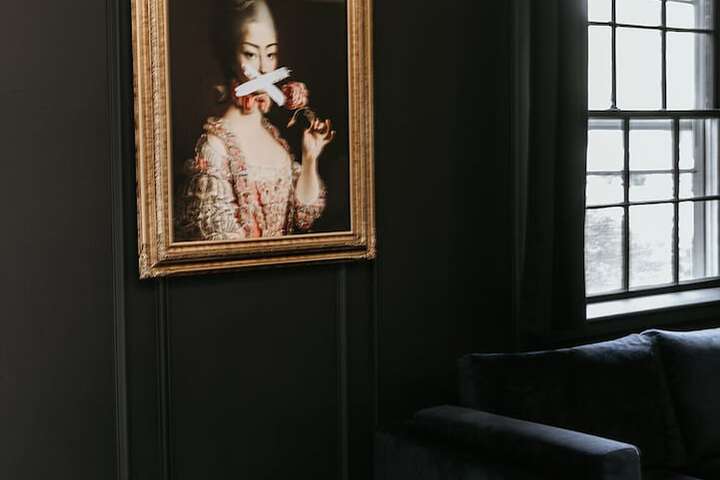 Room 21 of 142