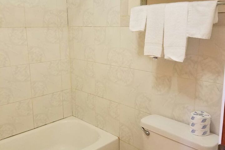 Room 14 of 30