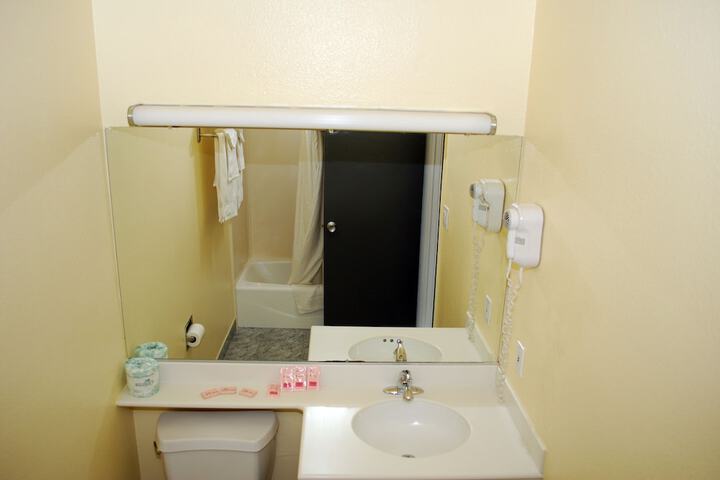 Room 20 of 26