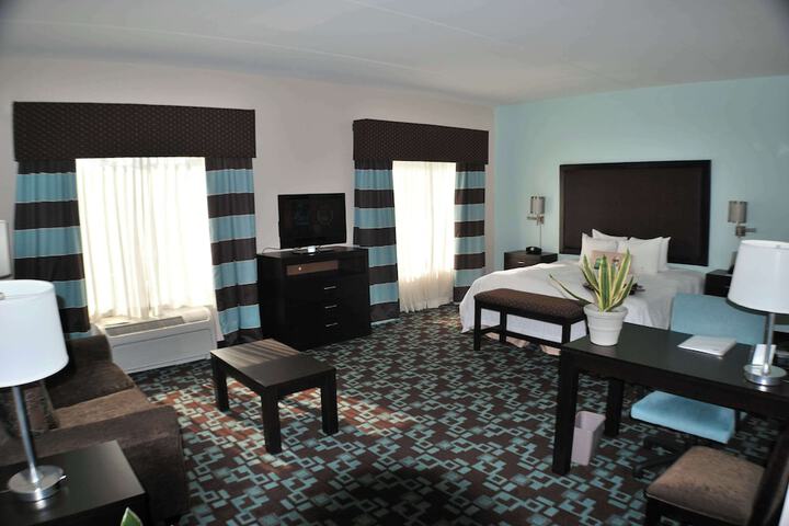 Room 32 of 54