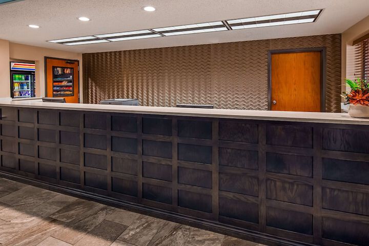 Best Western Warren Hotel