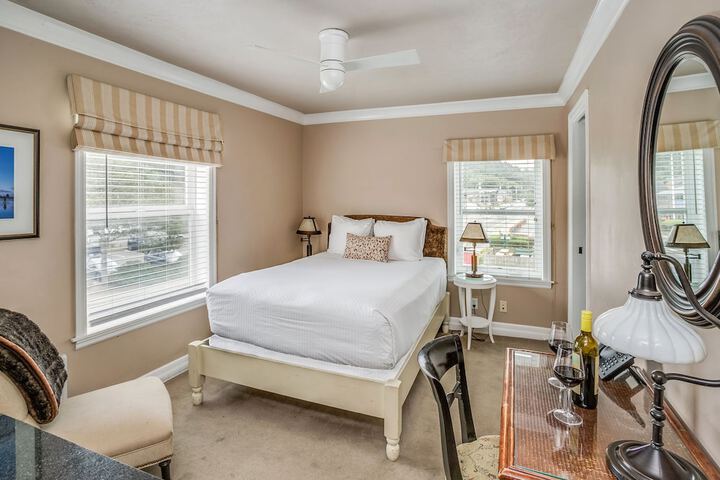 Cannon Beach Hotel Collection