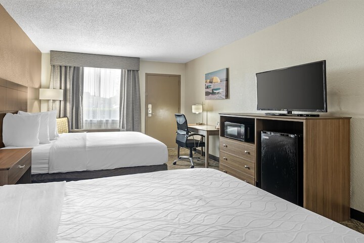 Best Western Center Inn