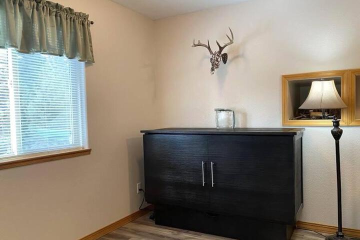 Hot Tub-Awesome View-Secluded Apartment