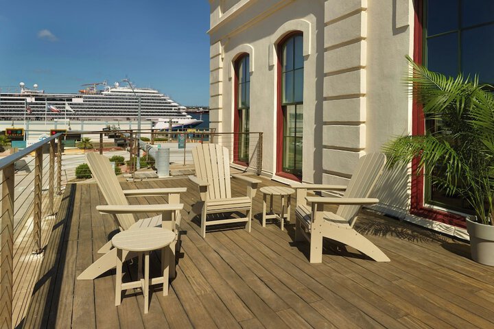 The Tremont House Galveston, a Tribute Portfolio Hotel