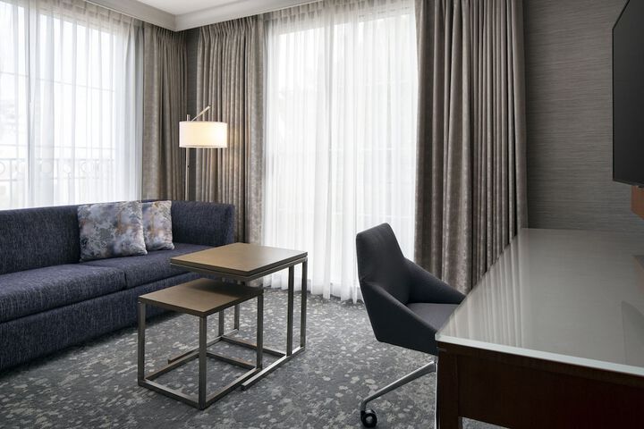 Room 18 of 64