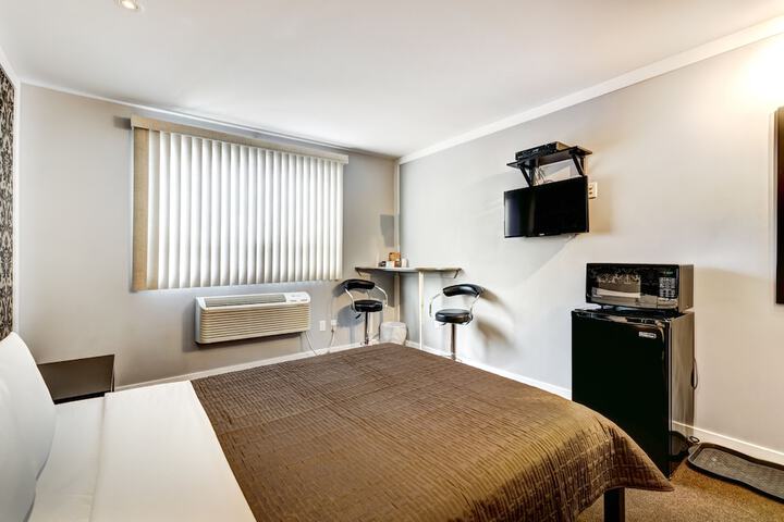 Room 74 of 92