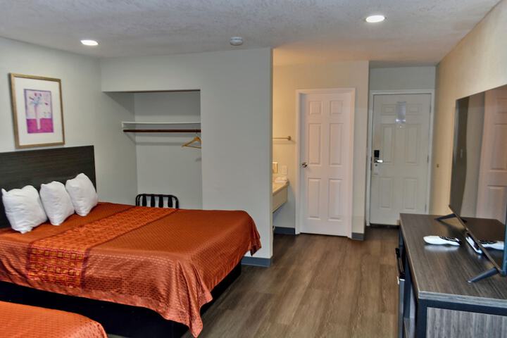 Room 32 of 55