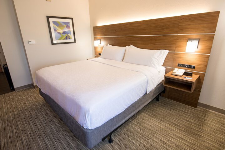 Room 29 of 47