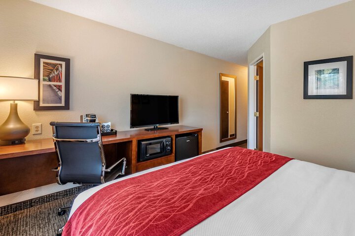 Room 34 of 62