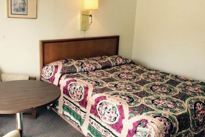 Room 36 of 43