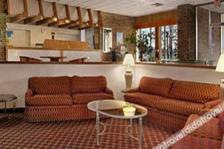 Days Inn Danville Conference Center