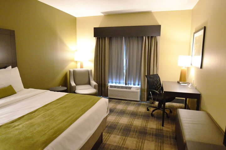 Room 18 of 31