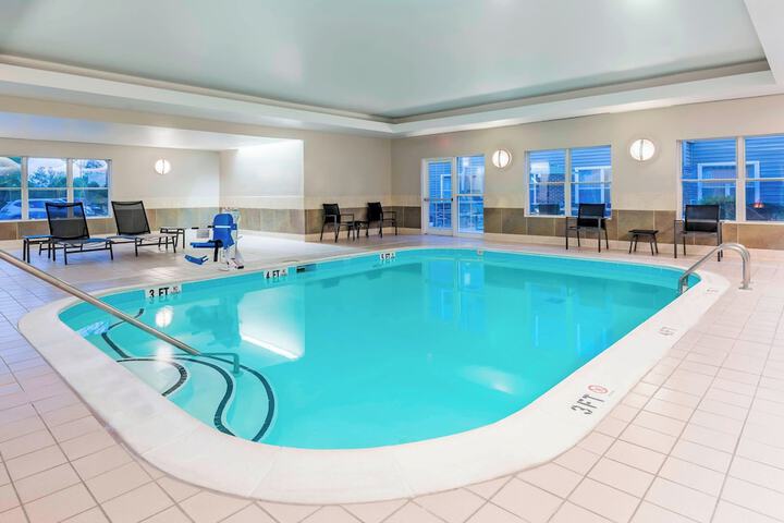 Pool 4 of 24