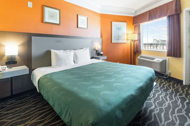 Room 21 of 57
