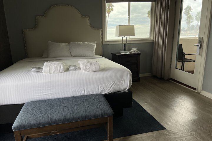 Room 12 of 52