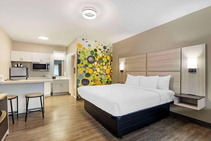 Room 48 of 57