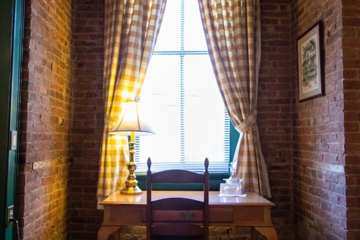 Beekman Arms and Delamater Inn