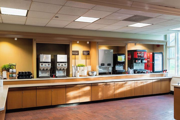 Embassy Suites by Hilton Parsippany
