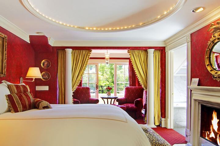 Room 47 of 71