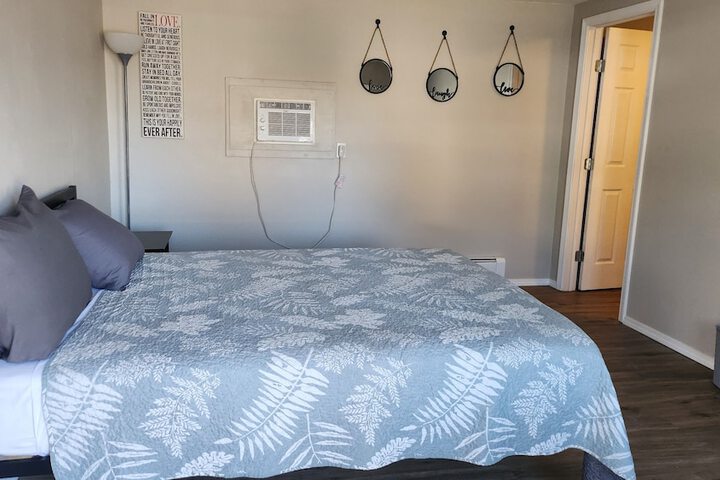Room 12 of 35