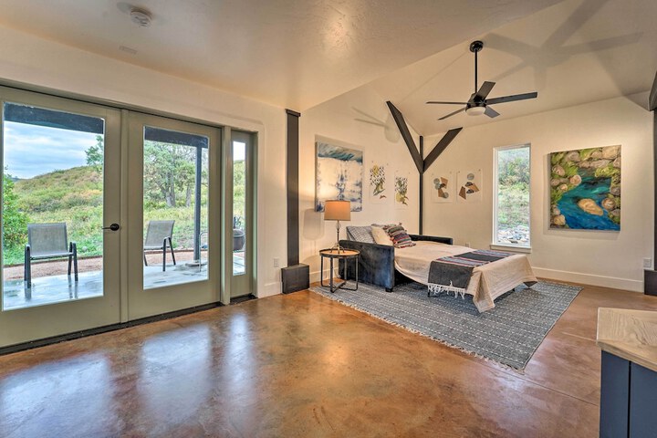 Pet-friendly Mancos Gem w / Patio & Fire Pit!