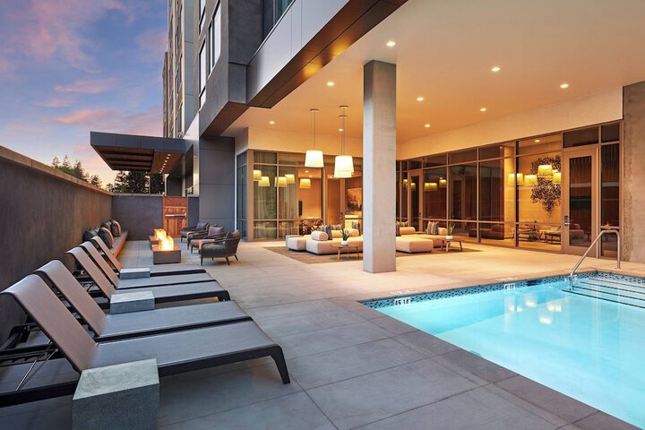 Pool 11 of 61