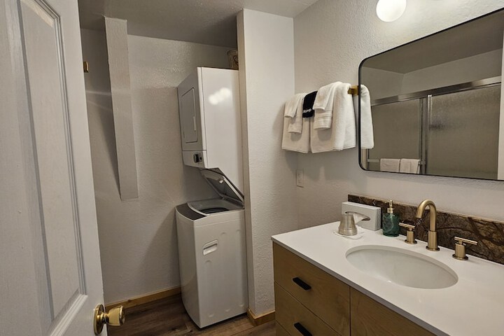 Room 73 of 126