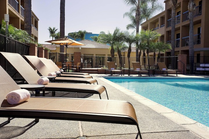 Pool 6 of 30