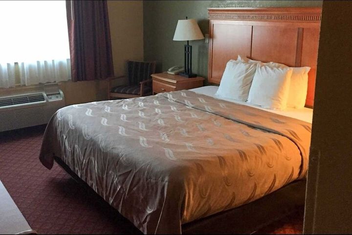 Room 15 of 25