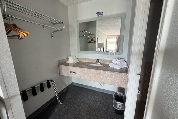 Bayou Inn