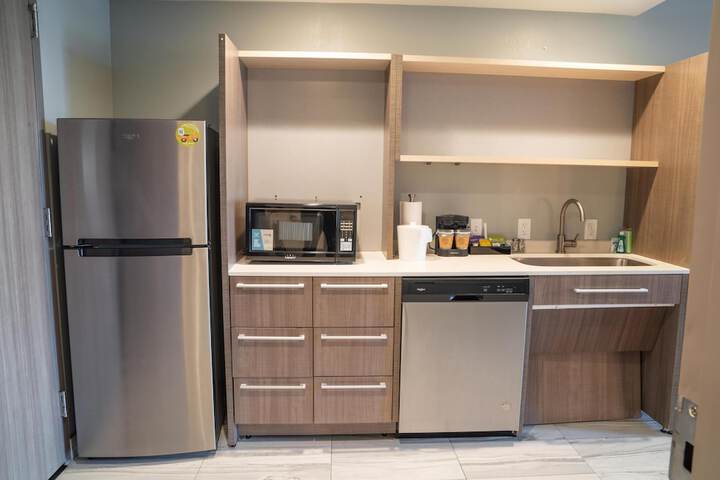 Home2 Suites by Hilton Jacksonville-South / St. Johns Town Ctr