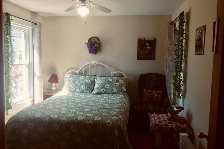 Room 48 of 74