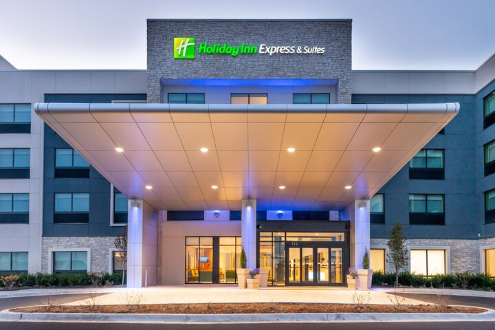 Hotel 6 of 53