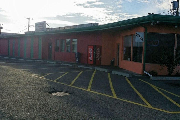 Tahitian Motor Inn