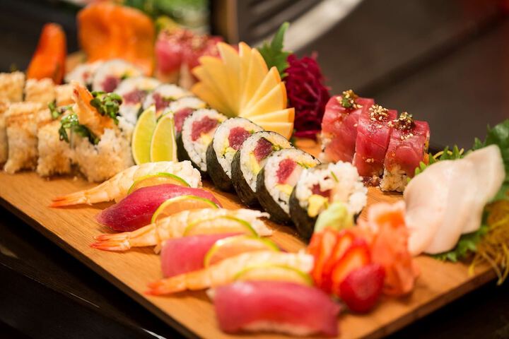 Dining 50 of 60