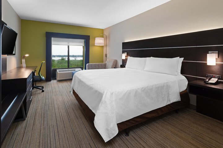 Room 41 of 57