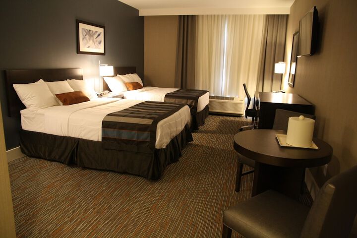 Room 44 of 61